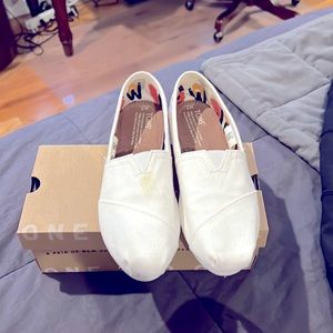 White Toms size 7
